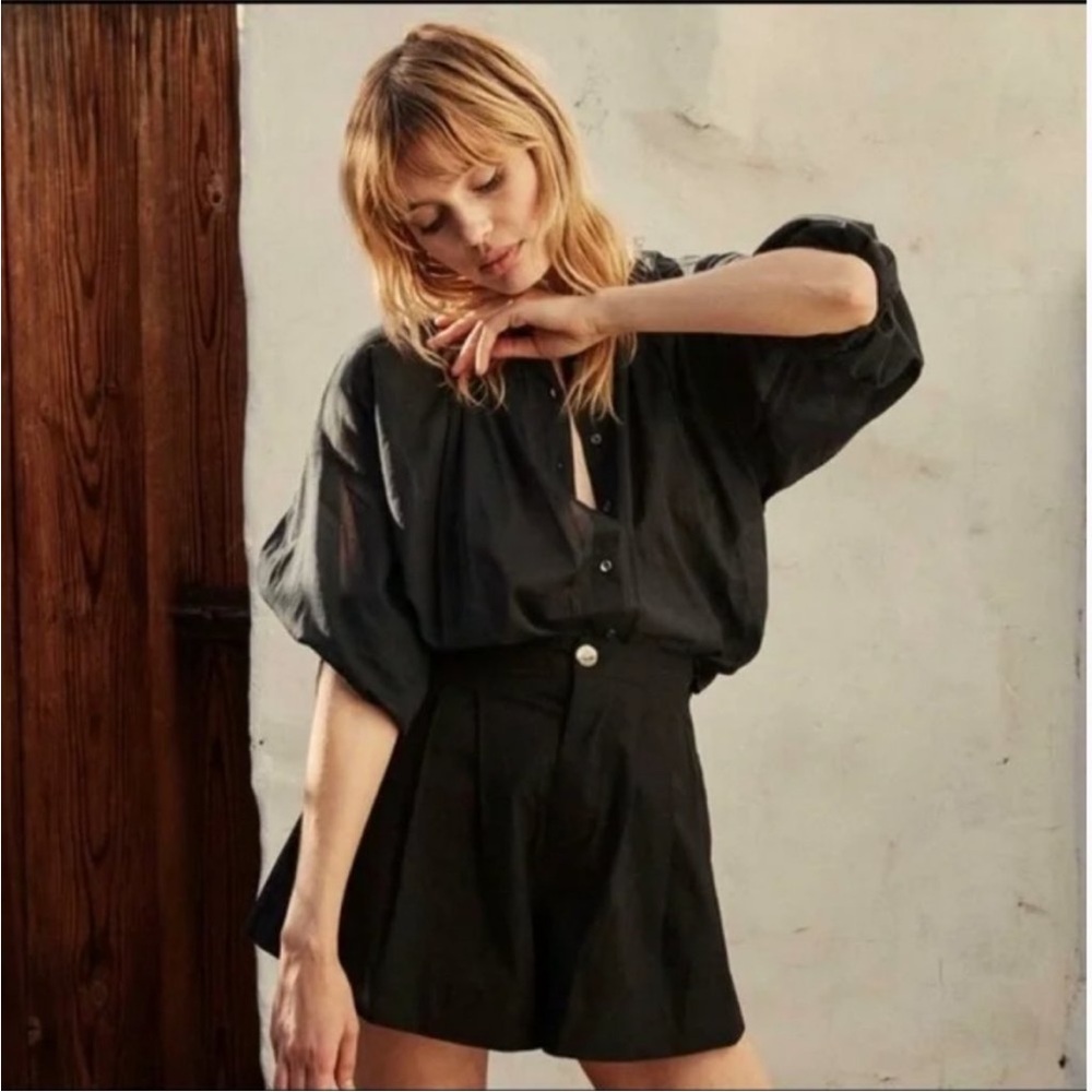 Doen Jade Shorts: New With Tags Attached